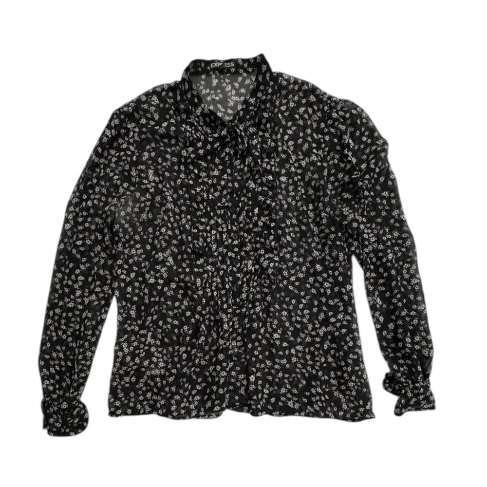 Express Black White Floral Blouse Ruffle Front Sheer Tie Neckline Office Size M - Picture 10 of 11